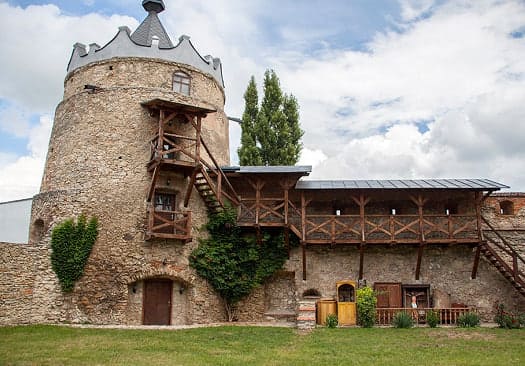 Летичівський замок (монастир-фортеця)