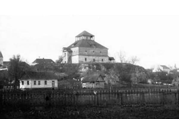 Історія Ізяслава
