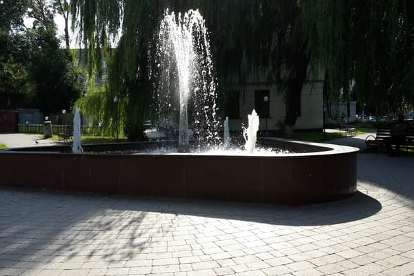 Міські фонтани у Волочиську