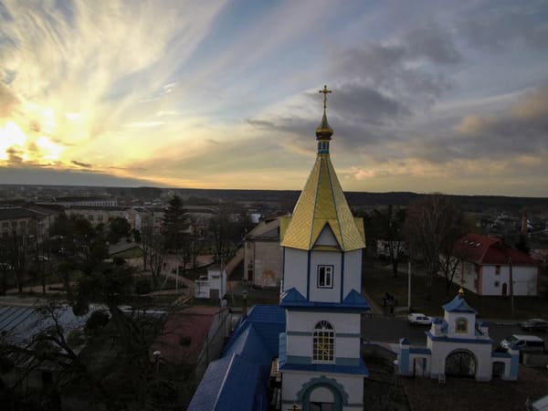 Церква Різдва Пресвятої Богородиці в Славуті