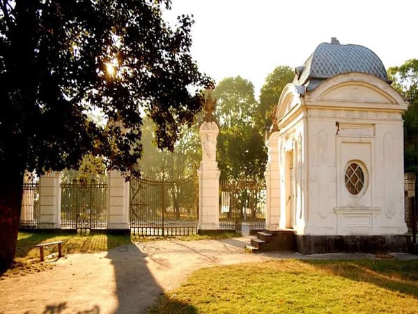Селище Антоніни
